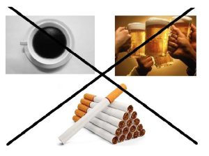 Tránh lạm dụng caffeine, rượu và thuốc lá.
